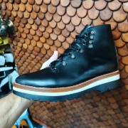 Picture of Sknt26-12 : 8 US, Hiker